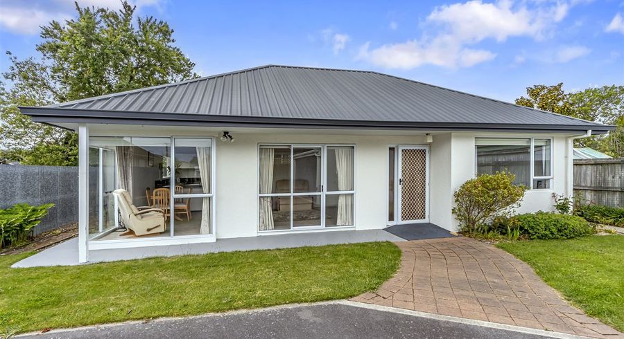  at 1/34 Appleby Crescent, Burnside, Christchurch