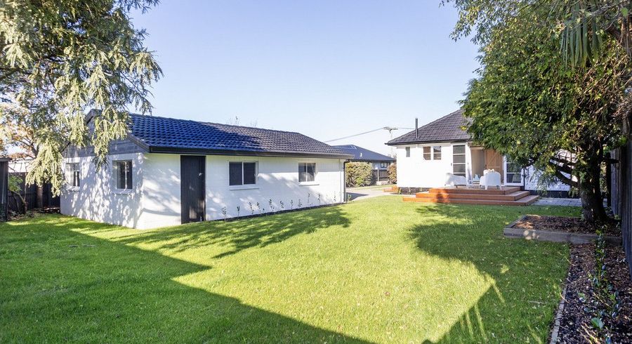  at 4 Roberts Road, Hei Hei, Christchurch City, Canterbury