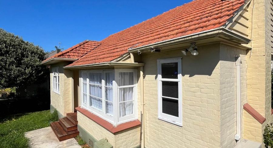  at 42 Willcott Street, Mount Albert, Auckland