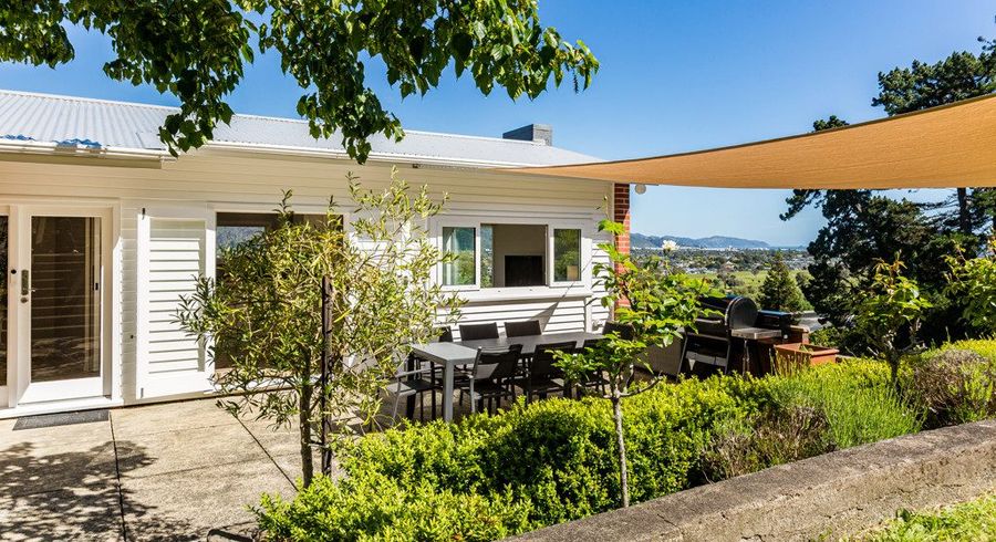  at 18 Palm Grove, Belmont, Lower Hutt, Wellington