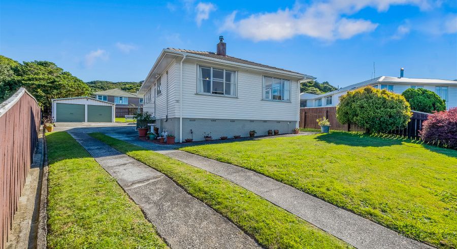  at 32 Rangituhi Crescent, Takapuwahia, Porirua