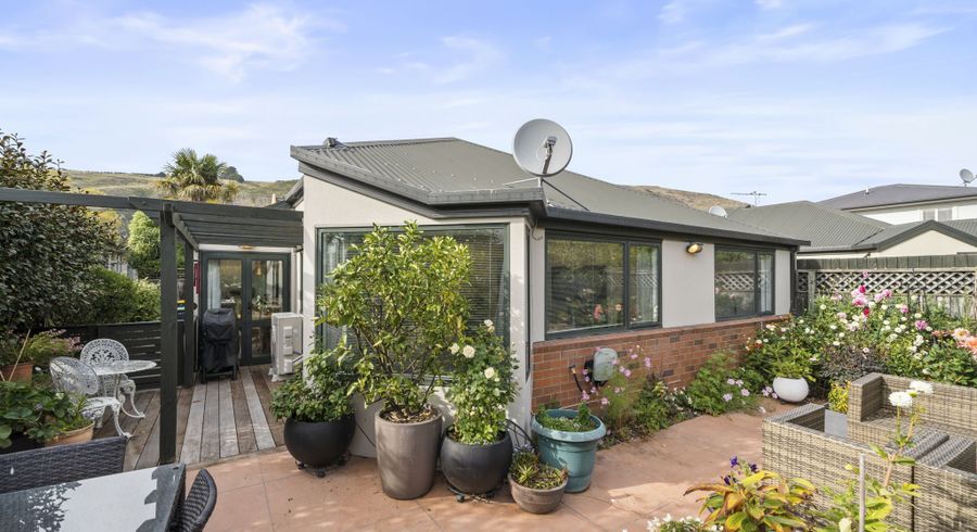  at 6b St Leonards Square, Sumner, Christchurch City, Canterbury
