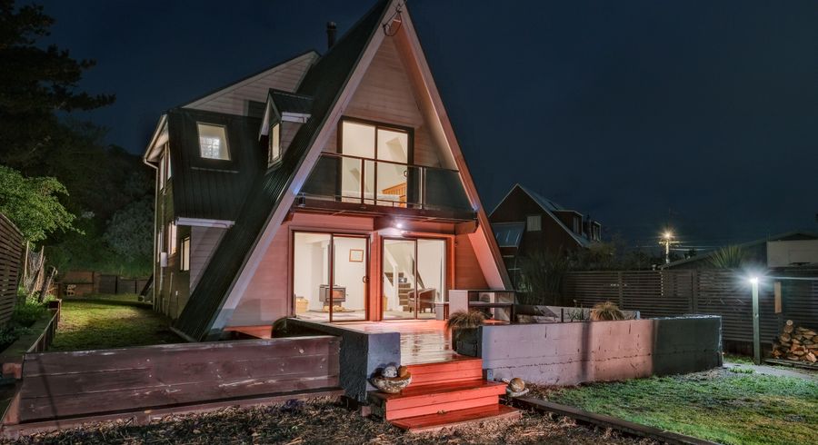  at 4 Oregon Street, Ocean Grove, Dunedin