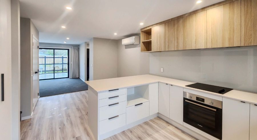  at 2/17 Faulke Avenue, Wainuiomata, Lower Hutt, Wellington