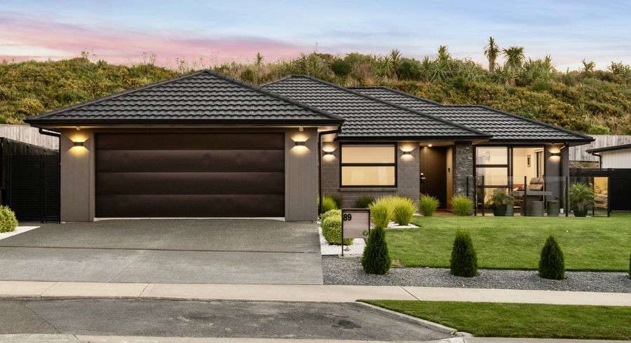  at 89 Queen Charlotte Drive, Aotea, Porirua