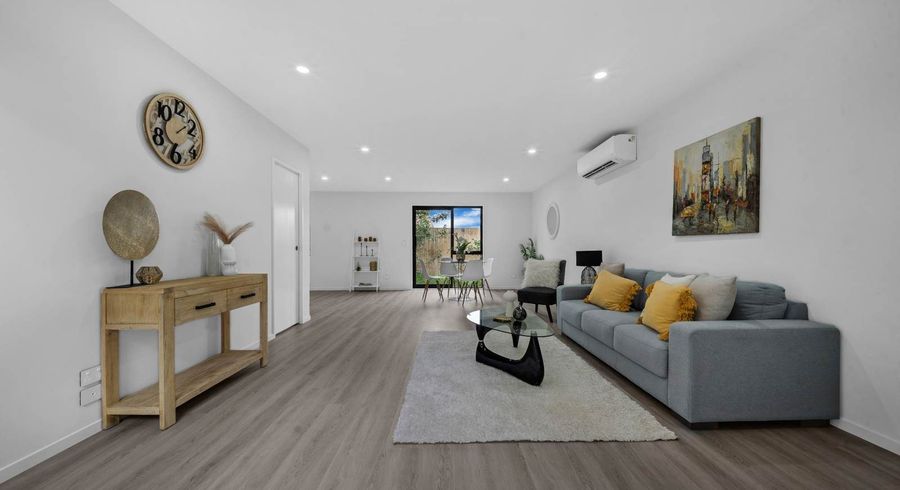  at 2/60 Landscape Road, Papatoetoe, Manukau City, Auckland