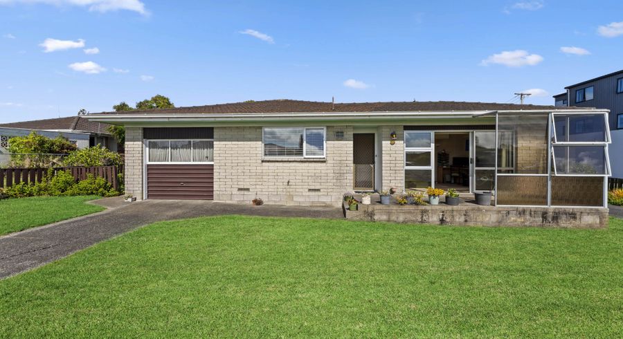 at 1/104 Coronation Road, Papatoetoe, Auckland