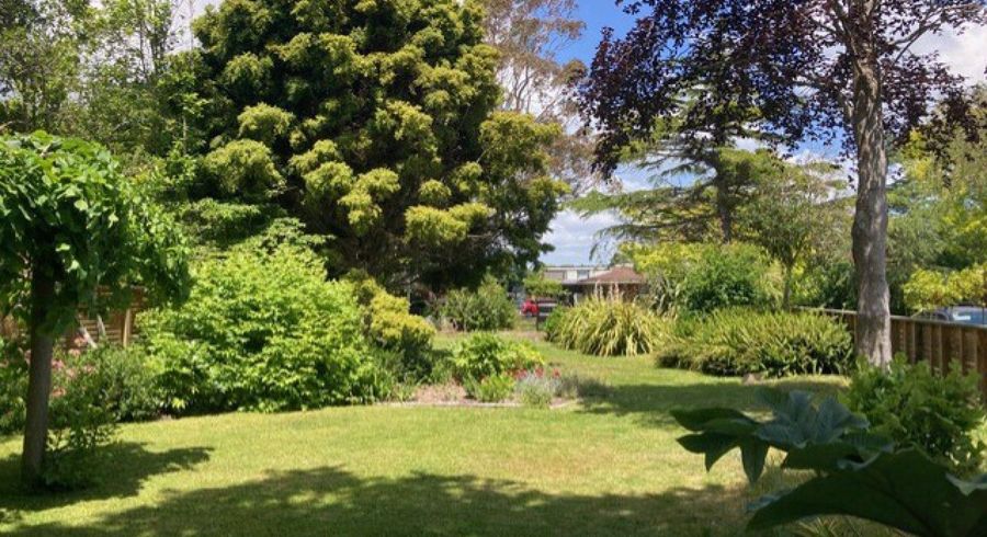  at 8B Fiesta Grove, Raumati Beach, Kapiti Coast, Wellington