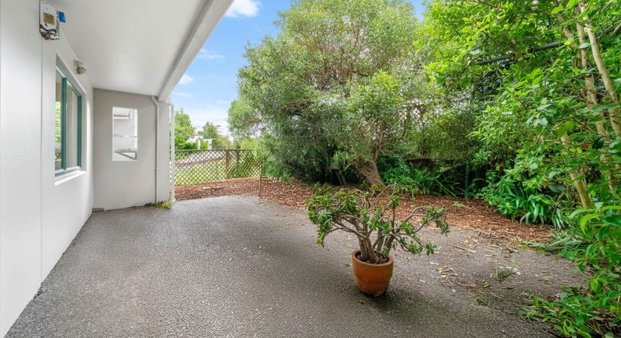 at 1C/223 Sunset Road, Sunnynook, North Shore City, Auckland