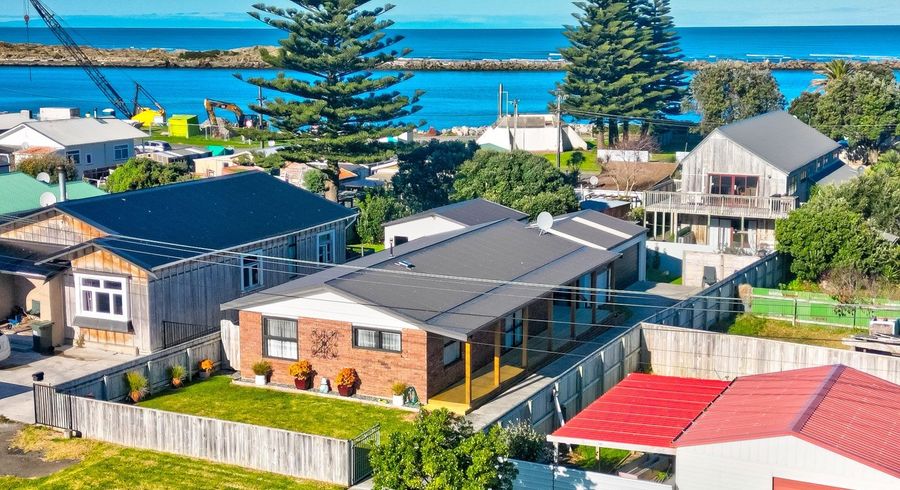  at 11A Ashton Terrace, Castlecliff, Whanganui