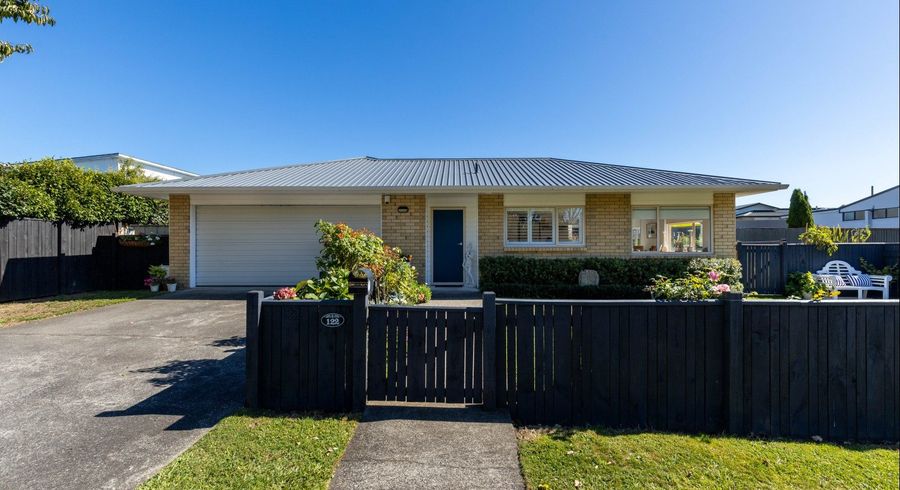  at 1/122 Clawton Street, Westown, New Plymouth, Taranaki