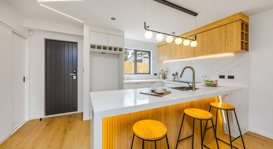  at Lot 6, 69 Walworth Avenue, Pakuranga Heights, Manukau City, Auckland