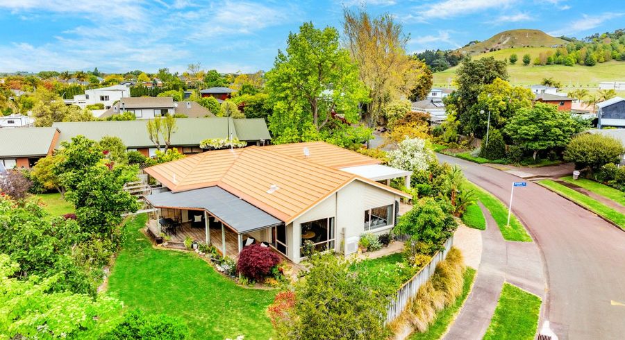  at 4 Bishops Close, Greenmeadows, Napier