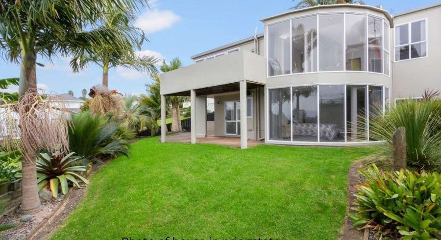  at 1/23 Bernleigh Terrace, West Harbour, Waitakere City, Auckland