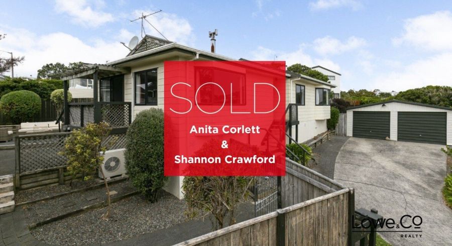  at 35 Pelorous Street, Paparangi, Wellington