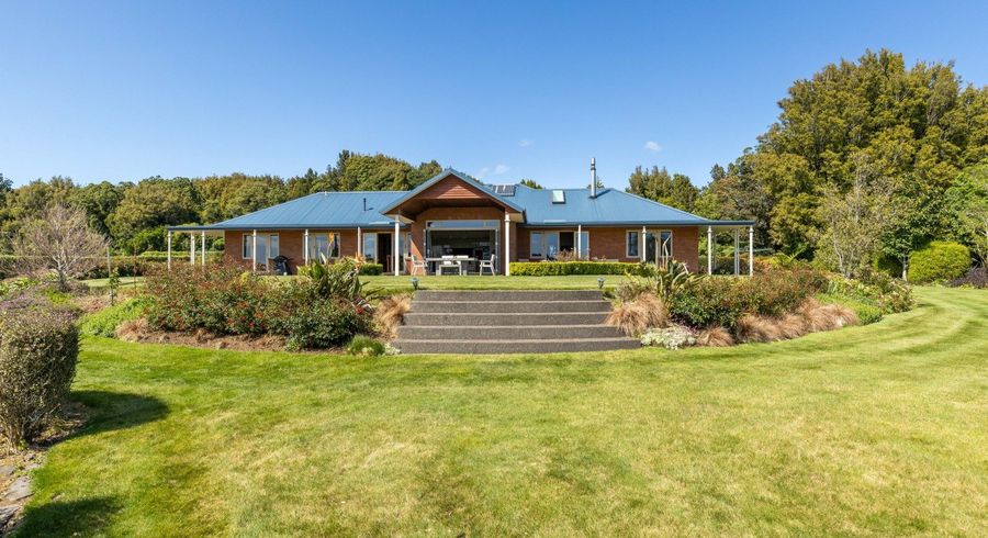  at 111 Hurworth Road, Hurworth, New Plymouth