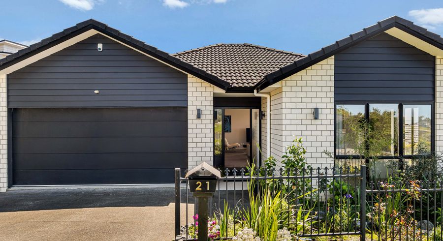  at 21 Woodridge Drive, Stanmore Bay, Rodney, Auckland