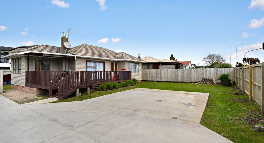  at 60 Browns Road, Manurewa, Auckland