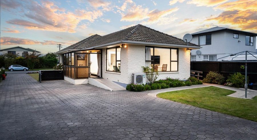  at 35 Cotswold Avenue, Bishopdale, Christchurch City, Canterbury