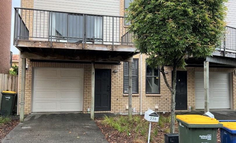  at 228/172 McLeod Road, Te Atatu South, Waitakere City, Auckland