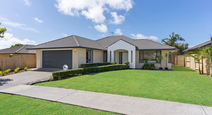  at 8 Corrofin Drive, East Tamaki, Auckland