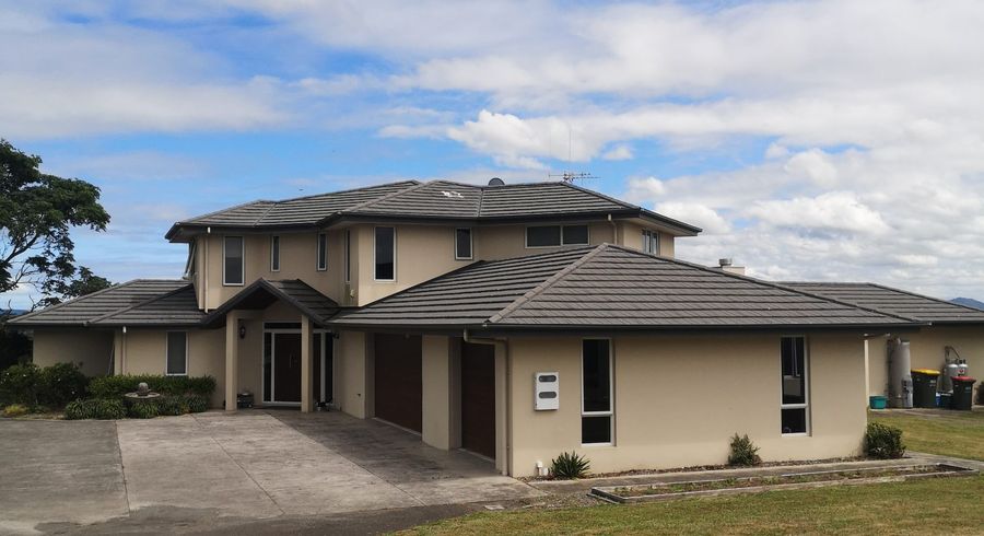  at 7 Crest Rise, Flagstaff, Hamilton