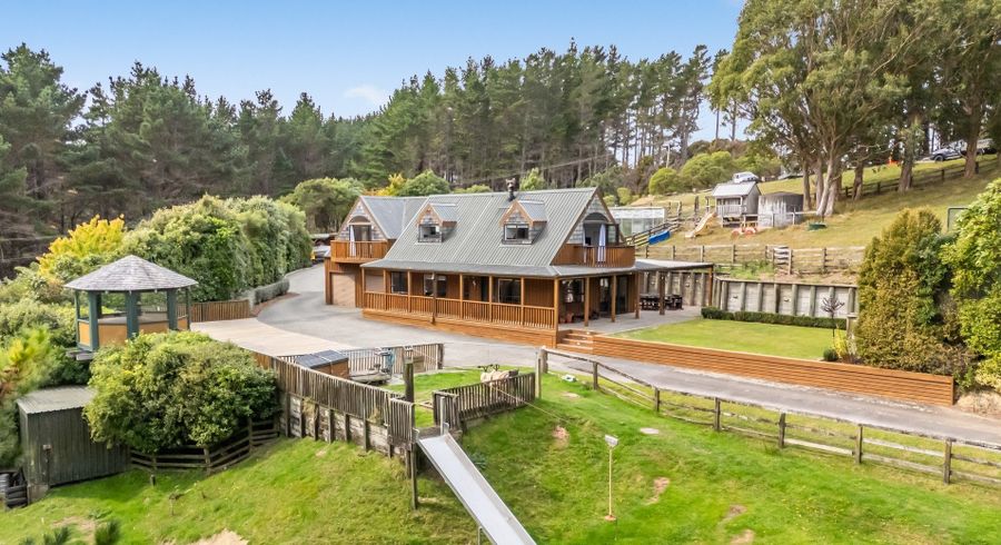  at 42 Cottle Park Drive, Normandale, Lower Hutt, Wellington