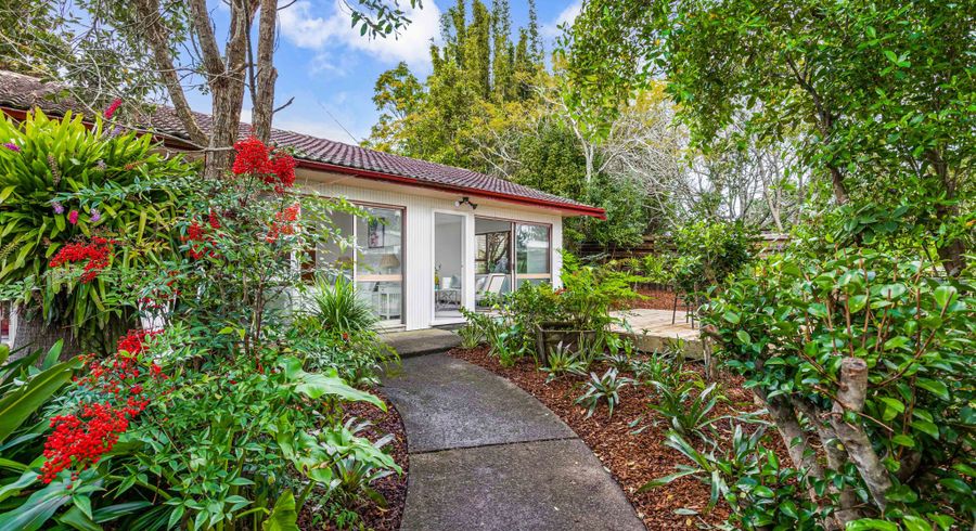  at 1/15 Evans Road, Glen Eden, Auckland