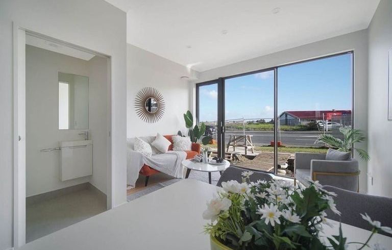  at 87 Waipuhinui Way, Wiri, Manukau City, Auckland