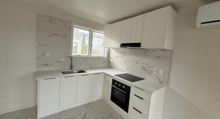  at 4/1A Becroft Drive, Forrest Hill, North Shore City, Auckland