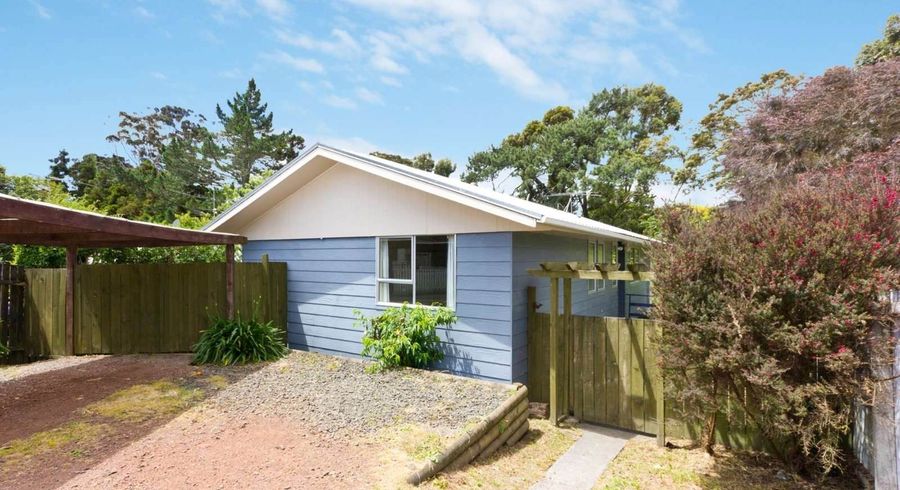  at 168 Universal Drive, Henderson, Waitakere City, Auckland