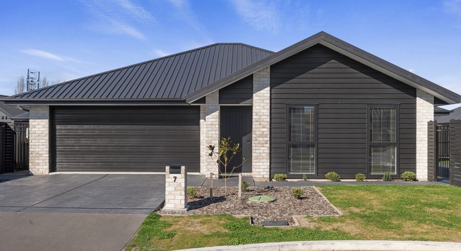  at 7 Newbury Lane, Casebrook, Christchurch