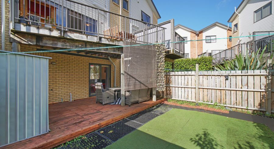  at 207/172 McLeod Road, Te Atatu South, Waitakere City, Auckland