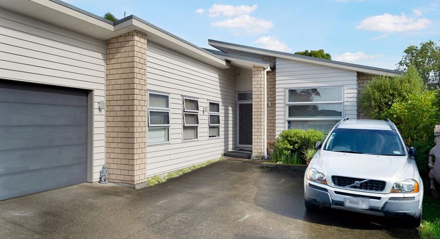  at 79 Westgate Drive, Massey, Waitakere City, Auckland