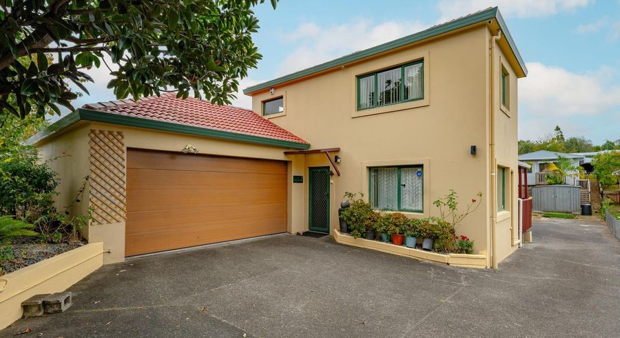  at 35 & 35A Fruitvale Road, New Lynn, Waitakere City, Auckland