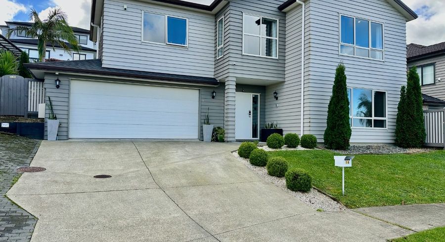  at 16 San Casello Rise, Henderson, Waitakere City, Auckland