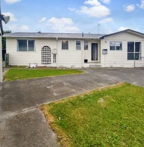  at 48 Rhodes Drive, Kelvin Grove, Palmerston North, Manawatu / Whanganui