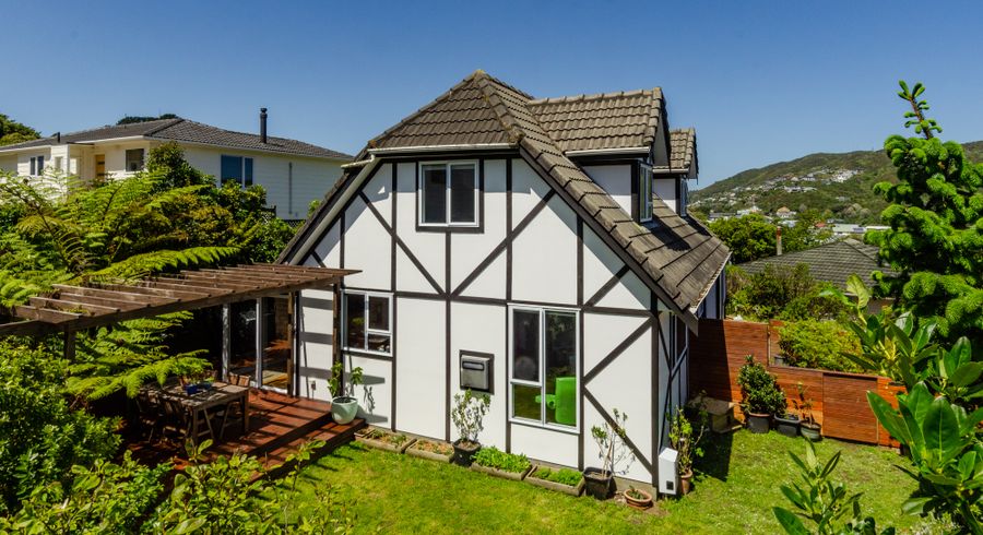  at 52 Percy Dyett Drive, Karori, Wellington