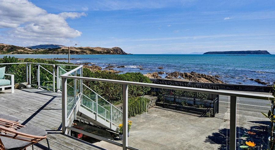  at 25 Sunset Parade, Plimmerton, Porirua
