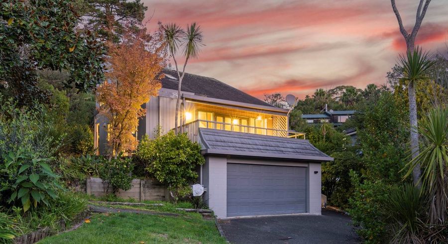  at 6 Tree Fern Trail, Campbells Bay, Auckland
