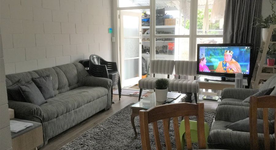  at 2/38 Mcrae Road, Mount Wellington, Auckland