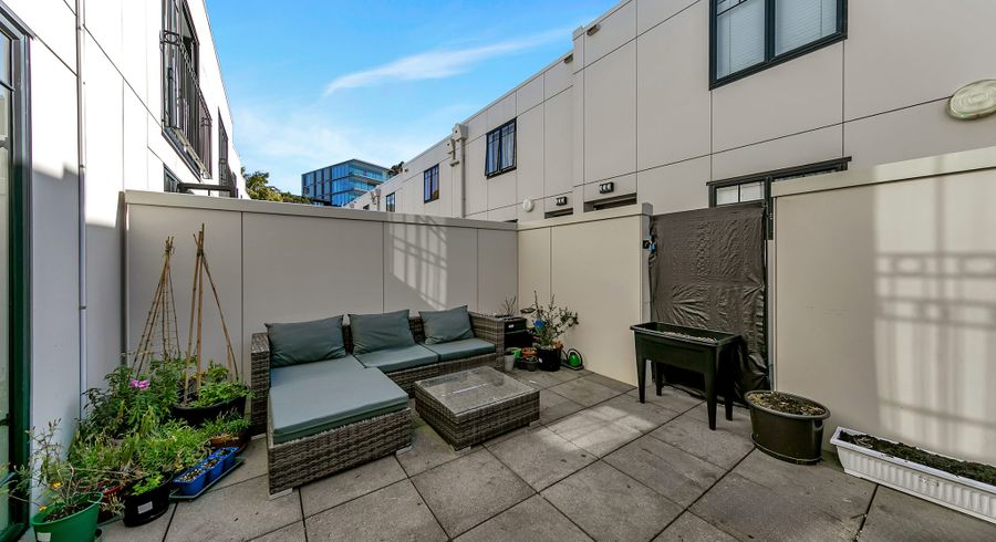  at 6F/8 Farnham Street, Parnell, Auckland