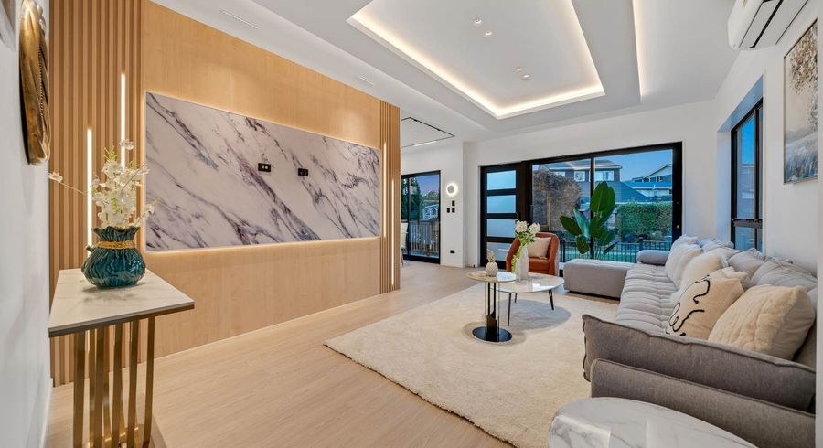  at 7A  Sirius Place, Botany Downs, Manukau City, Auckland