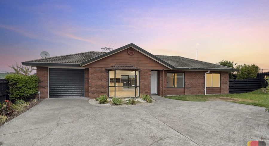  at 18 Randwick Place, Randwick Park, Auckland