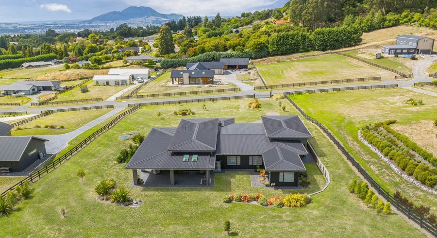  at 16 Lochinvar Lane, Acacia Bay, Taupo, Waikato