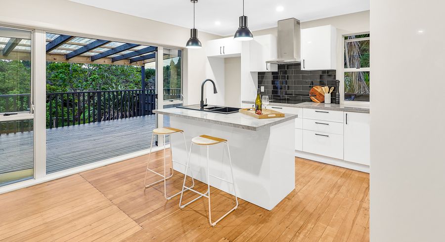  at 15 Kingsway Crescent, Forest Lake, Hamilton