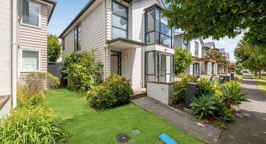  at 10 Mohua Avenue, Takanini