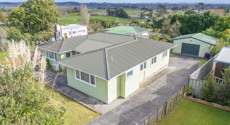  at 9 Hand Road, Helensville, Helensville