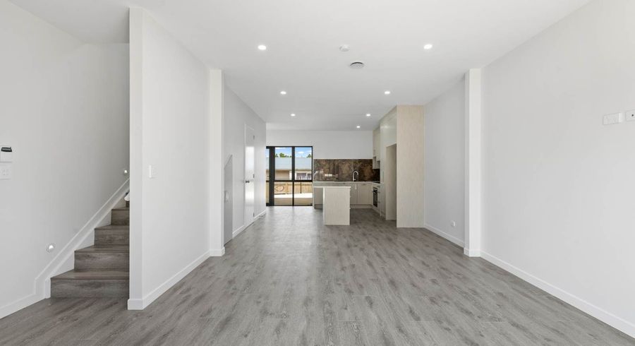  at 2/41 Settlement Road, Papakura, Papakura, Auckland