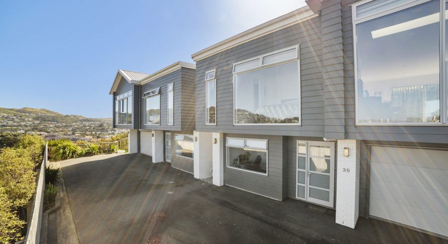  at 35 Cresswell Place, Johnsonville, Wellington